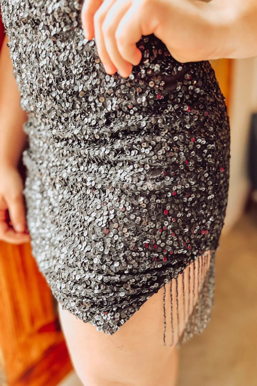 PM537,Straps Black Sequined Mini Homecoming Dress