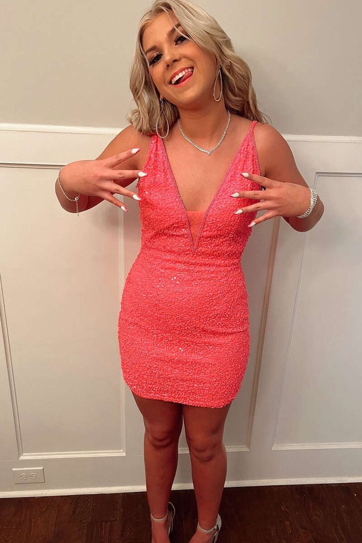 Bodycon Purple Sequin Fitted Lace Up V-Neck Homecoming Dress Short Tight Party Dress