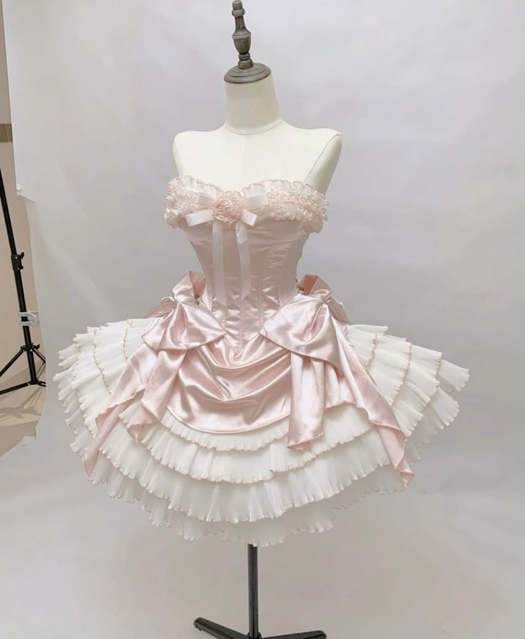 Sweet 16th Pink Sweetheart Satin Layer Short Homecoming Dress Birthday Outfits