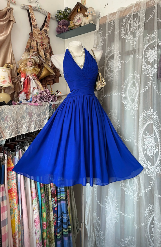 Chic Royal Blue Homecoming Dress Halter Chiffon Birthday Dress A-Line Graudation Party Dress
