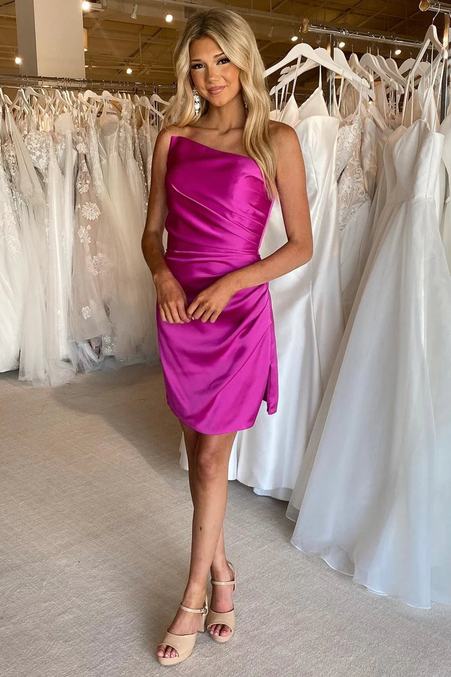 short magenta dress AW.Bridal Column Sweetheart Neckline Mini/Short Sleeveless Spaghetti Straps Corset Prom Dresses Dress Magenta Size 4