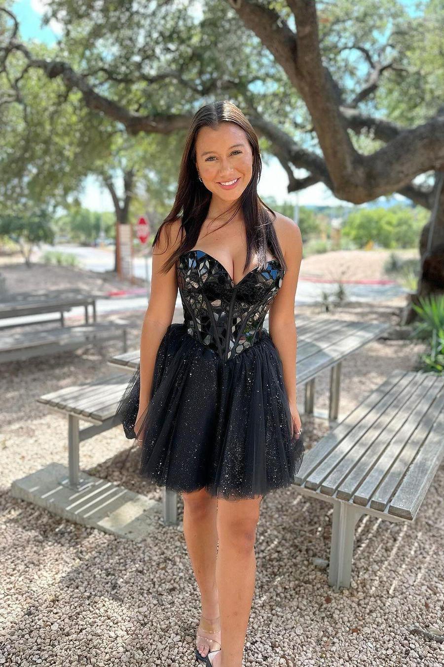 Modern Black Glasses Mirror Sweetheart Homecoming Dresses A-Line Tulle prommirror Modern Black Glasses Mirror Sweetheart Homecoming Dresses A-Line Tulle prommirror
