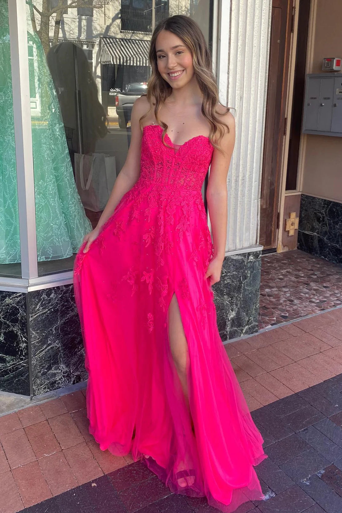 Fuchsia Sweetheart Appliques Beaded Long Prom Dresses With Side Slit