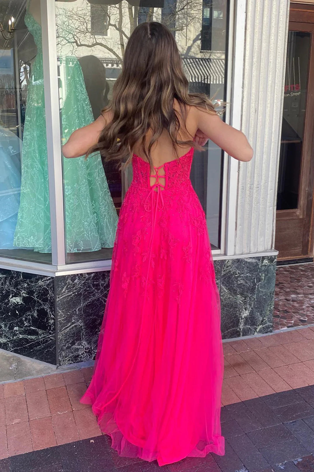 Fuchsia Sweetheart Appliques Beaded Long Prom Dresses With Side Slit