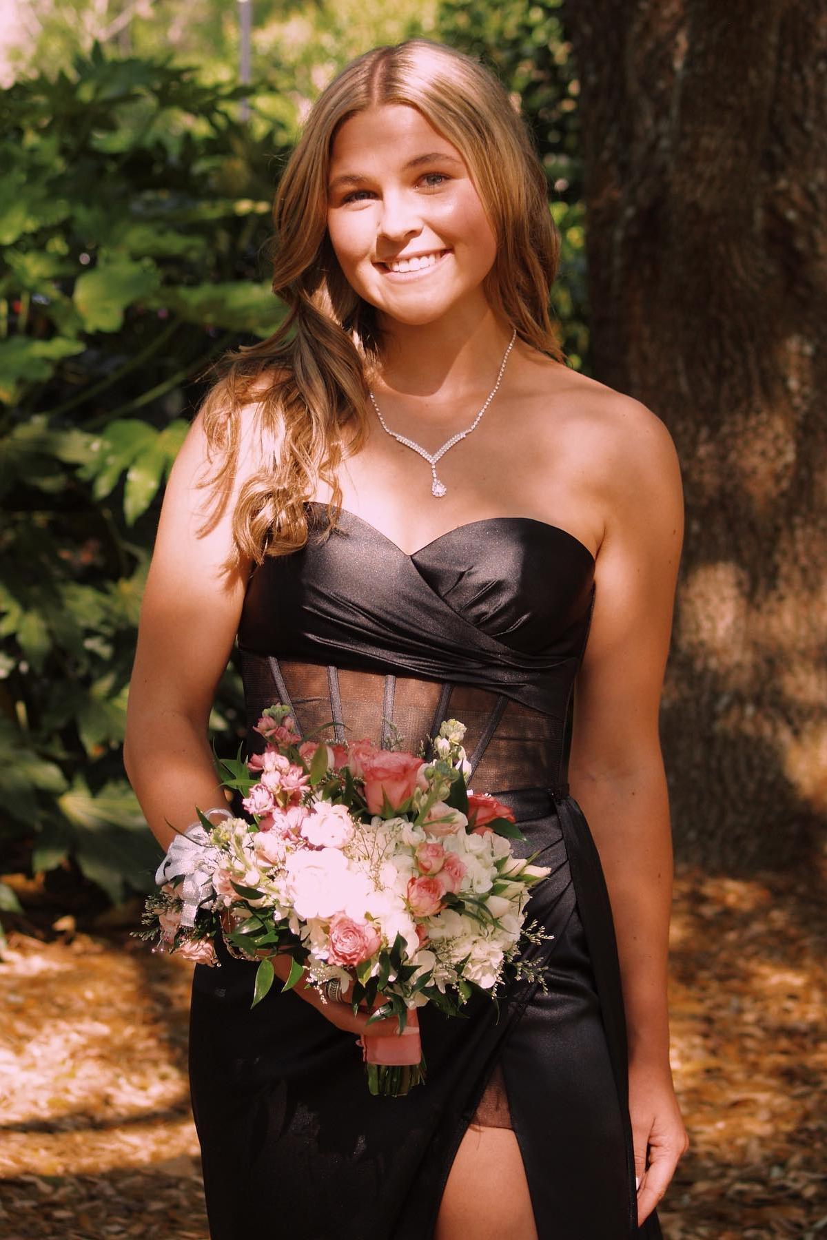 Sweetheart Black Sheer Corset Long Formal Dress