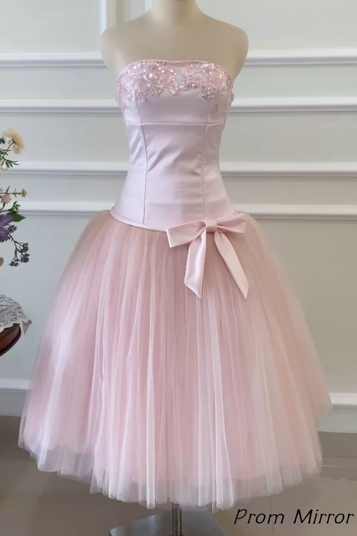 Strapless Appliques Tulle Homecoming Dresses