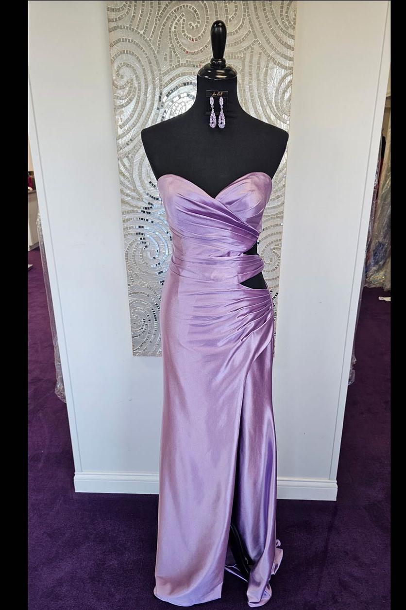 Lavender Sweetheart Ruched Cutouts Fitted Formal Dress