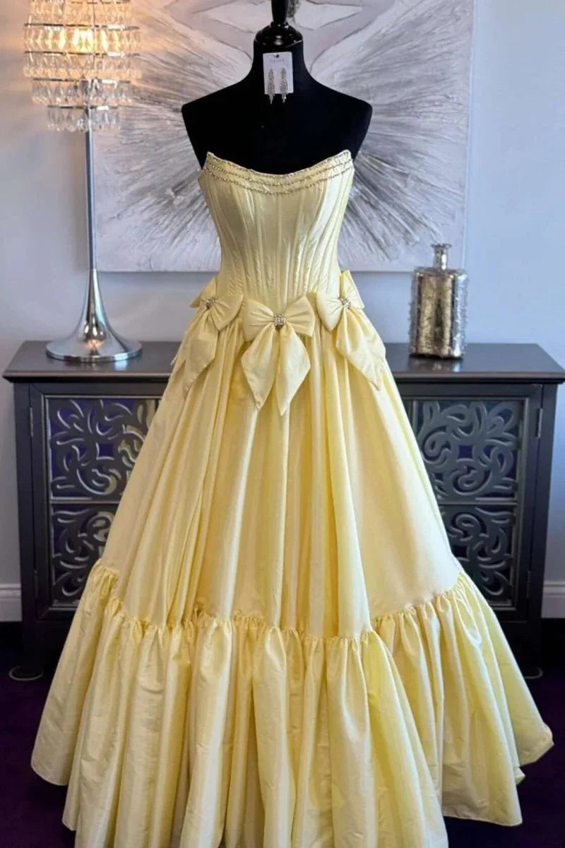 A-Line Black Scoop Neck Satin Long Prom Dresses with Bow Knots