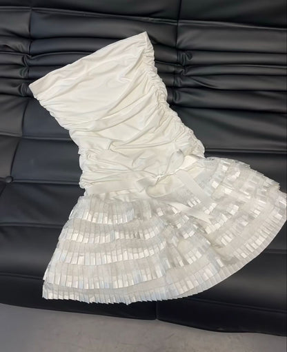 Chic Tight A Line Strapless Satin Pleated Short Homecoming Dress 19th Birthday Outfits