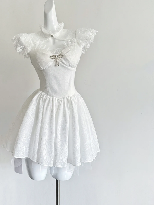 Princess White A Line Satin Lace Short Homecoming Dress 19th Birthday Outfits