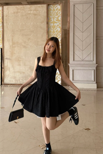 Pretty A Line Square Black Satin Short Homecoming Dress 16th Birthday Outfits