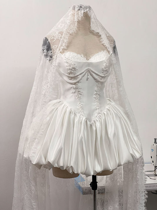 Charming White Strapless Lace Applique Pearl Short Wedding Party Dresses