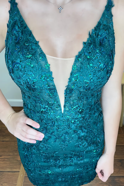 Dark Green Appliques Lace Tight Homecoming Dresses V-neck Graduation Dress