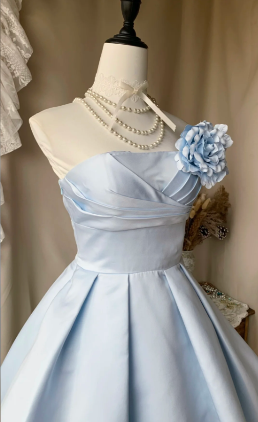 Chic Blue Homecoming Dress Strapless Satin Birthday Dress A-Line Graudation Party Dress