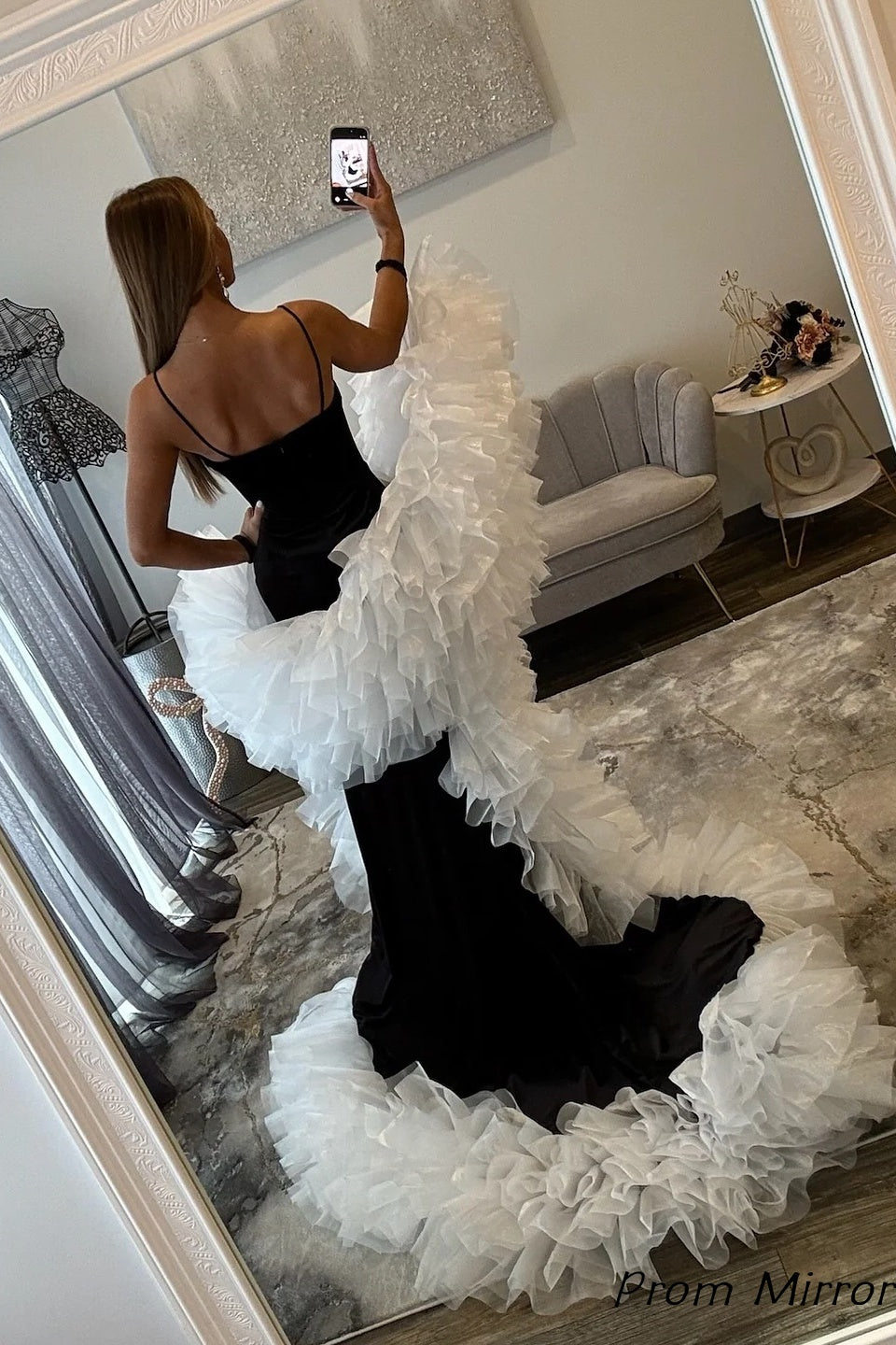 Elegant Spaghetti Straps Black Mermaid Split Prom Dresses With White Ruffles