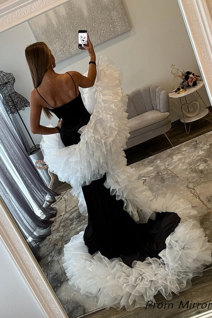 Elegant Spaghetti Straps Black Mermaid Split Prom Dresses With White Ruffles