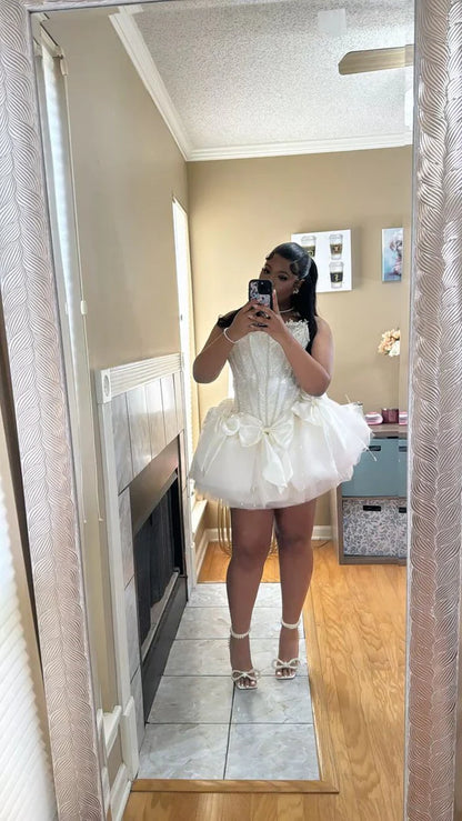 Charming White Beaded Homecoming Dresses With Bowknots