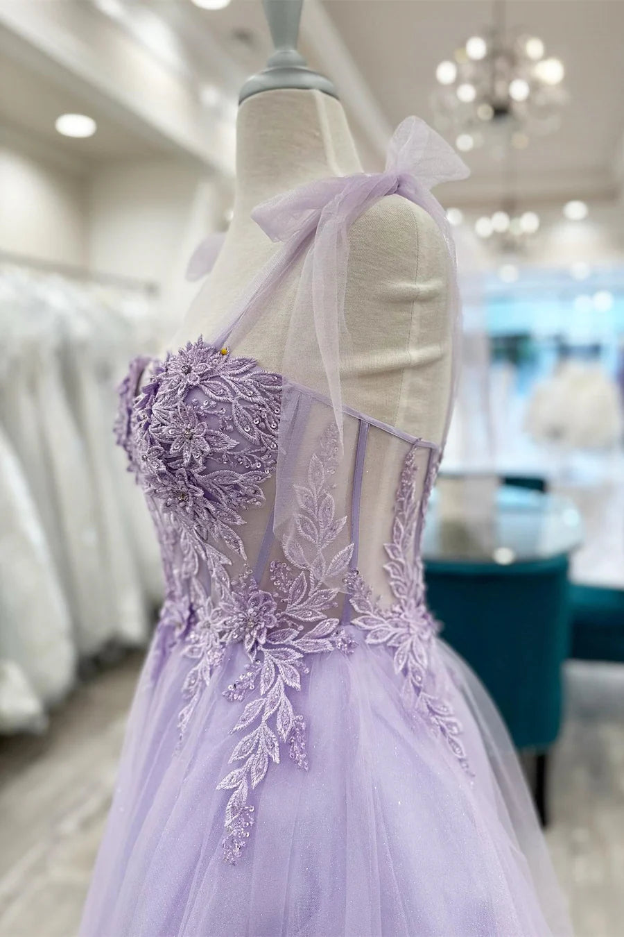 Lavender Floral Appliques Sweetheart A-Line Short Homecoming Dress