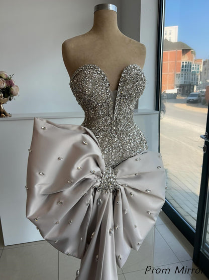 Luxury Beaded Sweetheart V-Neck Short Homecoming Dress With Bowknot