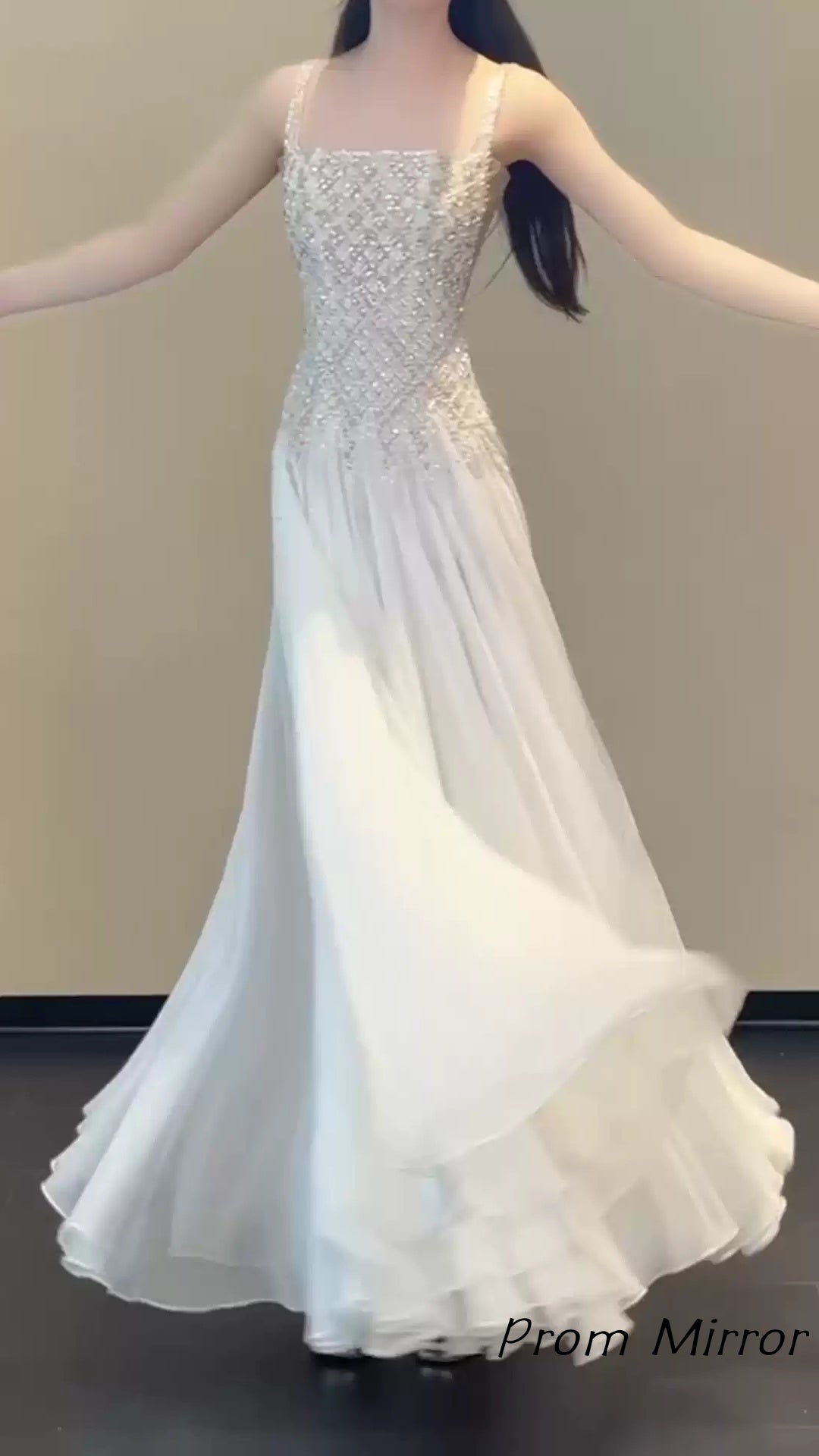 Luxury Beaded White Chiffon Long Party Dresses