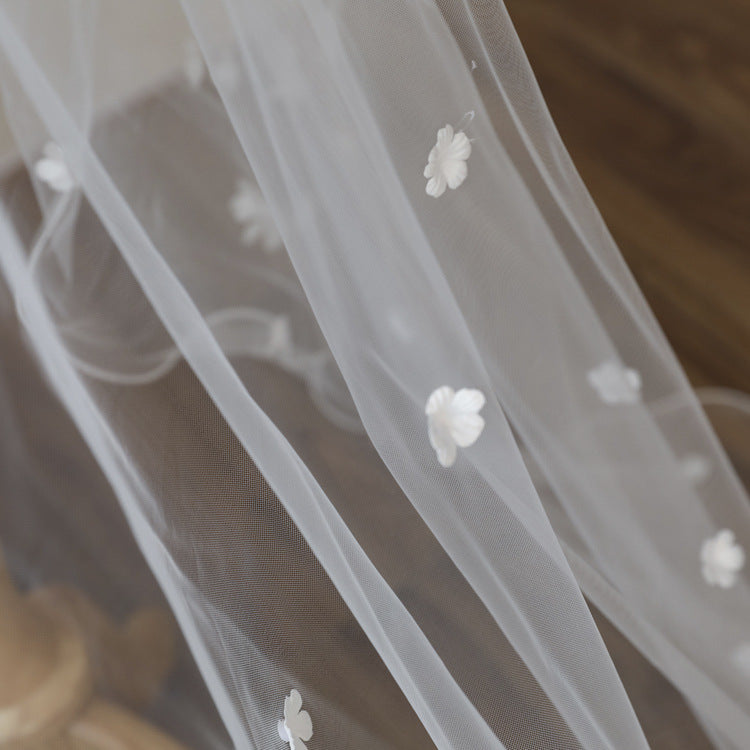 Classy Flowers Tulle 3 Meters Wedding Veil
