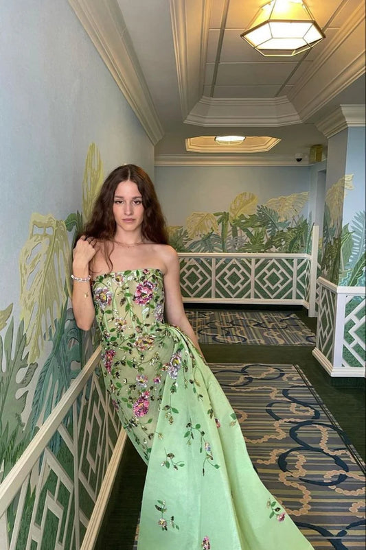 Pretty Sheath Strapless Green Floor Length Evening Dress Organza Prom Dresses With Embroidered