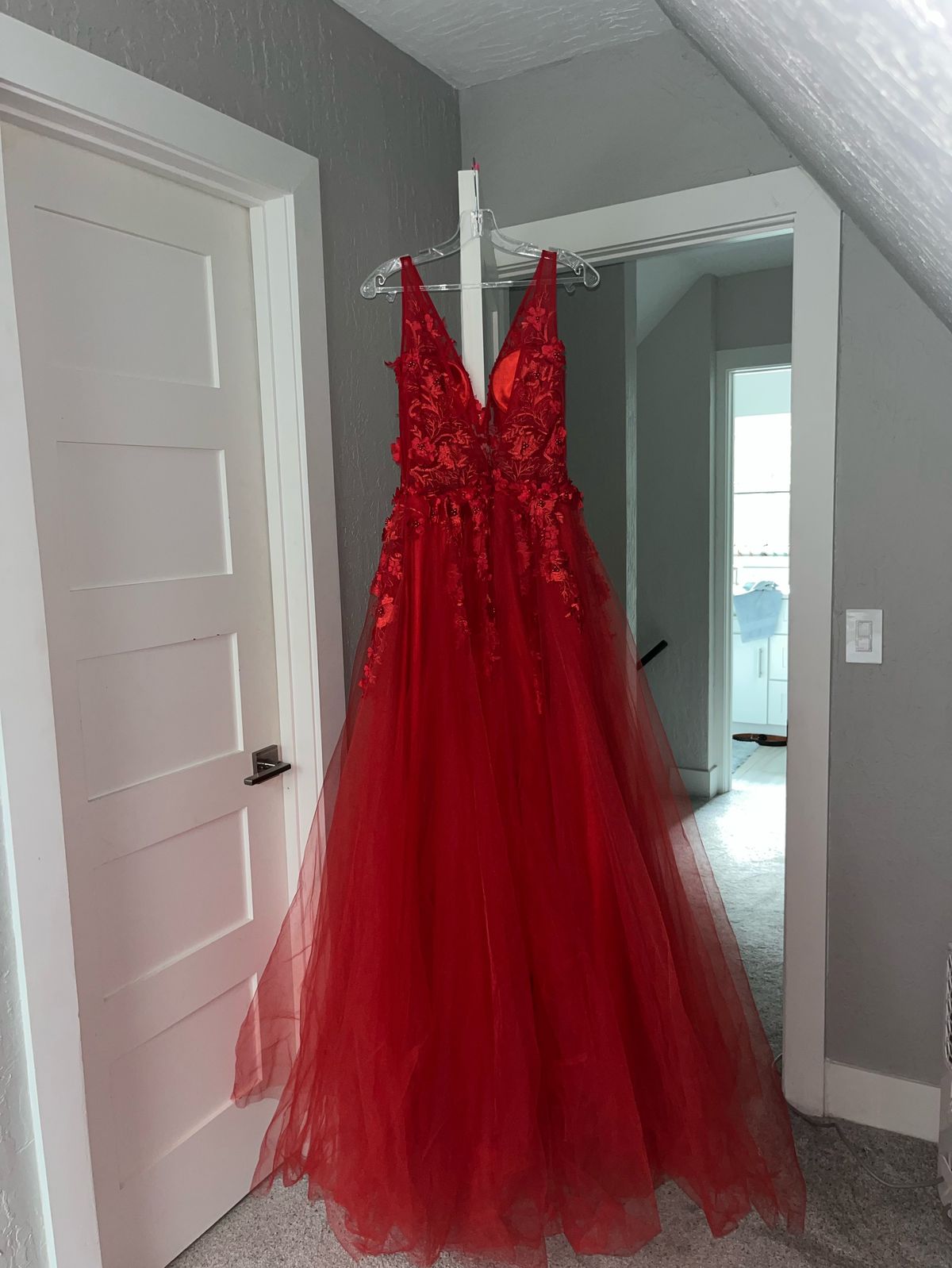 Sweet Red Prom Dresses A-Line Lace Appliques Beaded Tulle Senior Prom Dress