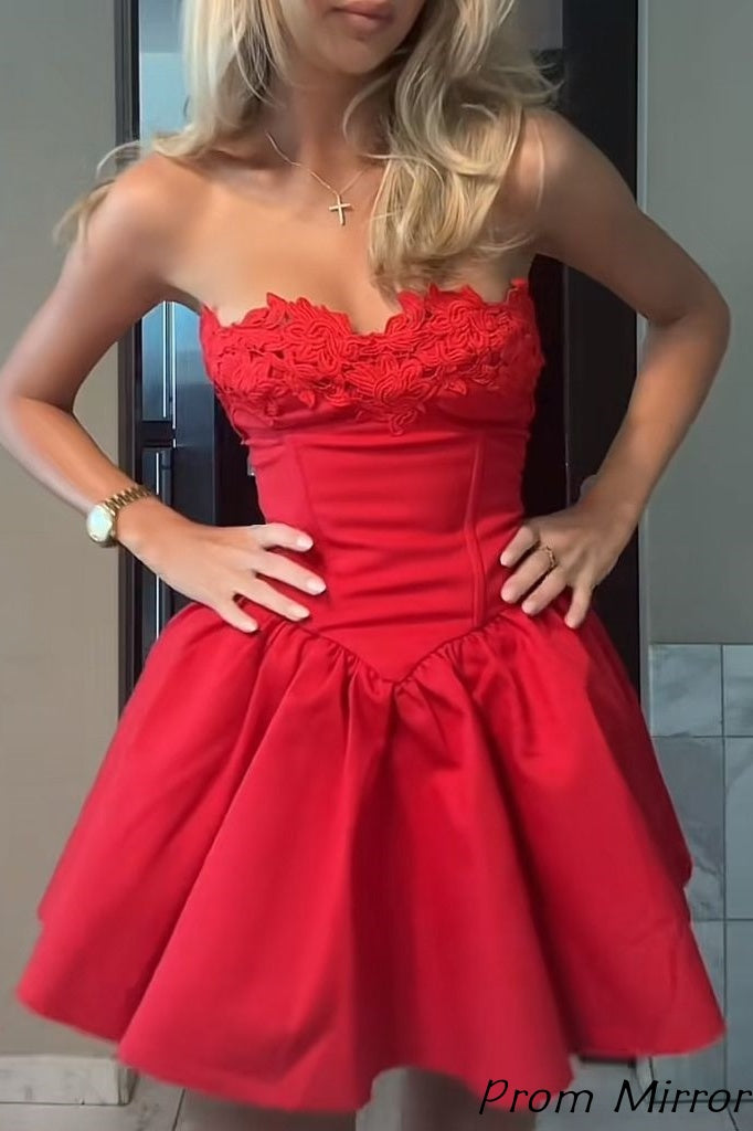Red Homecoming Dress Sweetheart Appliques Short Prom Dress