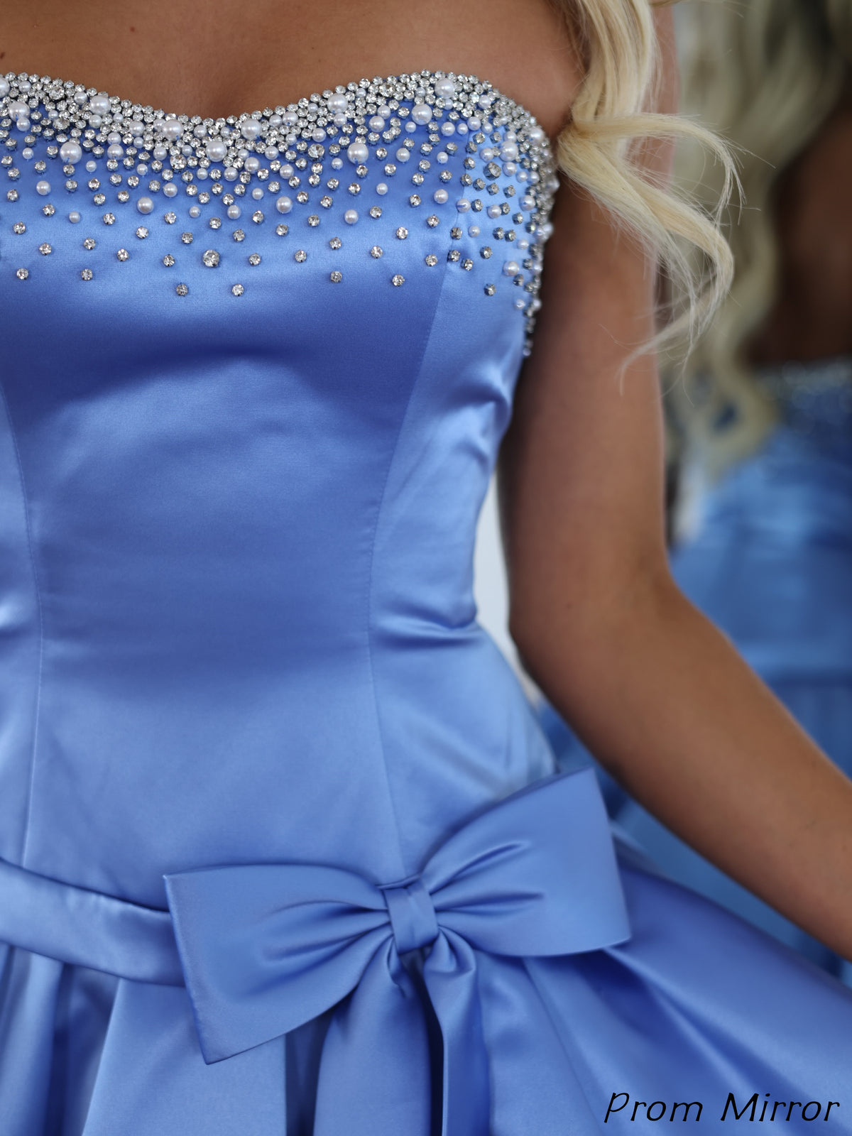 Strapless Sky Blue Pearl Beaded A-Line Homecoming Dresses With Bowknot