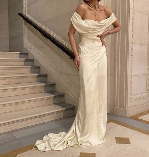 Vintage wedding dress Off the shoulders for women Satin lace-up bridal dress Custom made