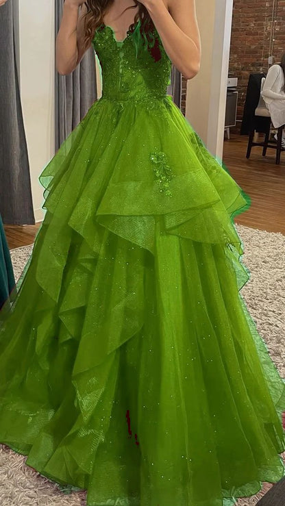 Chic Ball Gown Spaghetti Straps Burgundy Tulle Lace Long Prom Dress Evening Formal Gowns