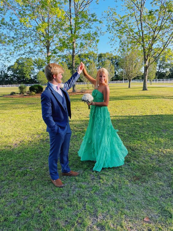 Simple A Line Halter Long Green Prom Dress Party Dresses