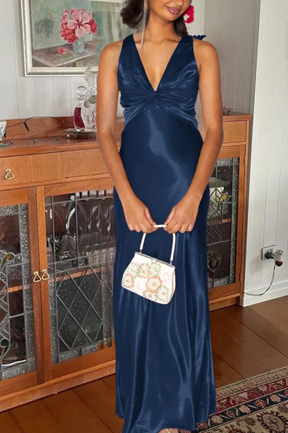 Halter V-Neck Prom Dresses Pleated Satin Sleeveless Long Prom Party Dress