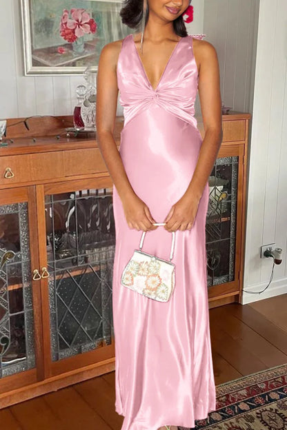 Halter V-Neck Prom Dresses Pleated Satin Sleeveless Long Prom Party Dress