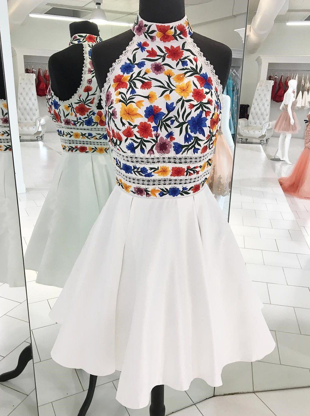 PM118,A-Line Luxury Embroidery White Homecoming Dress Halter Graduation Dresses