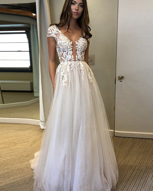 PM383,Gorgeous White A-Line Wedding Dresses,Applique Tulle Wedding Gown